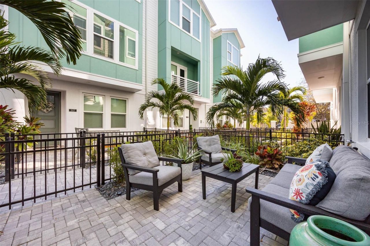 2843 1st Avenue S, Saint Petersburg, FL 33712 Photo