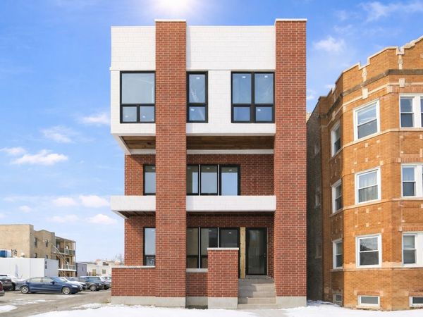6414 N Francisco Avenue, Unit 201, Chicago, IL 60645