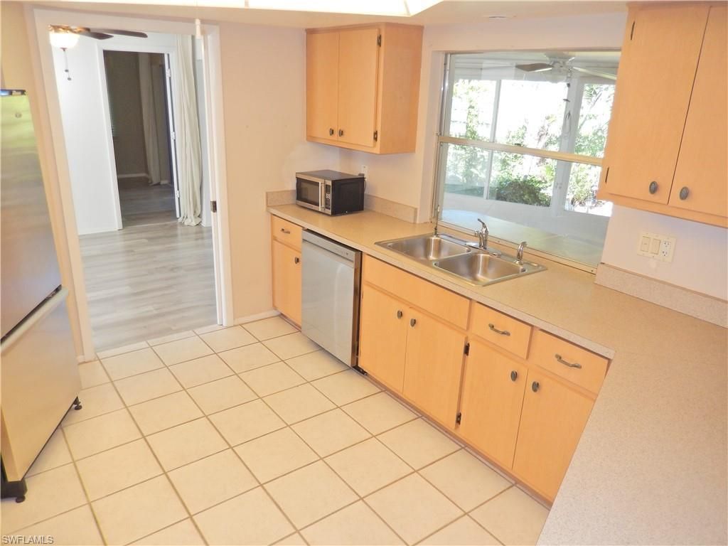 229 SE 46th Ln , Cape Coral, FL 33904 Photo