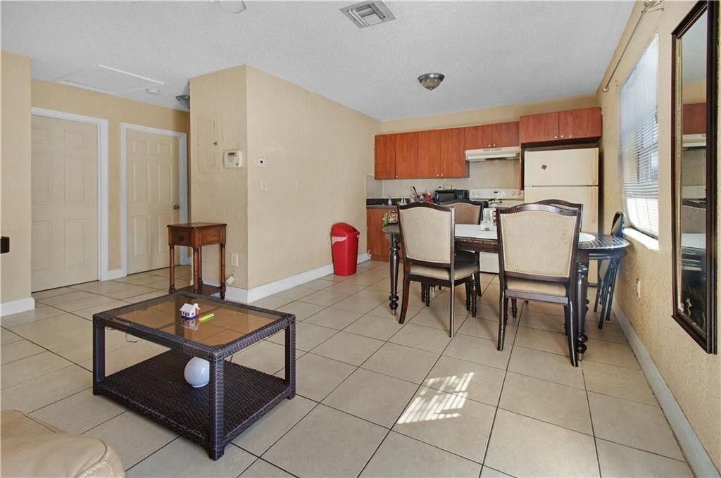 1305 NW 2nd Avenue, Pompano Beach, FL 33060 Photo