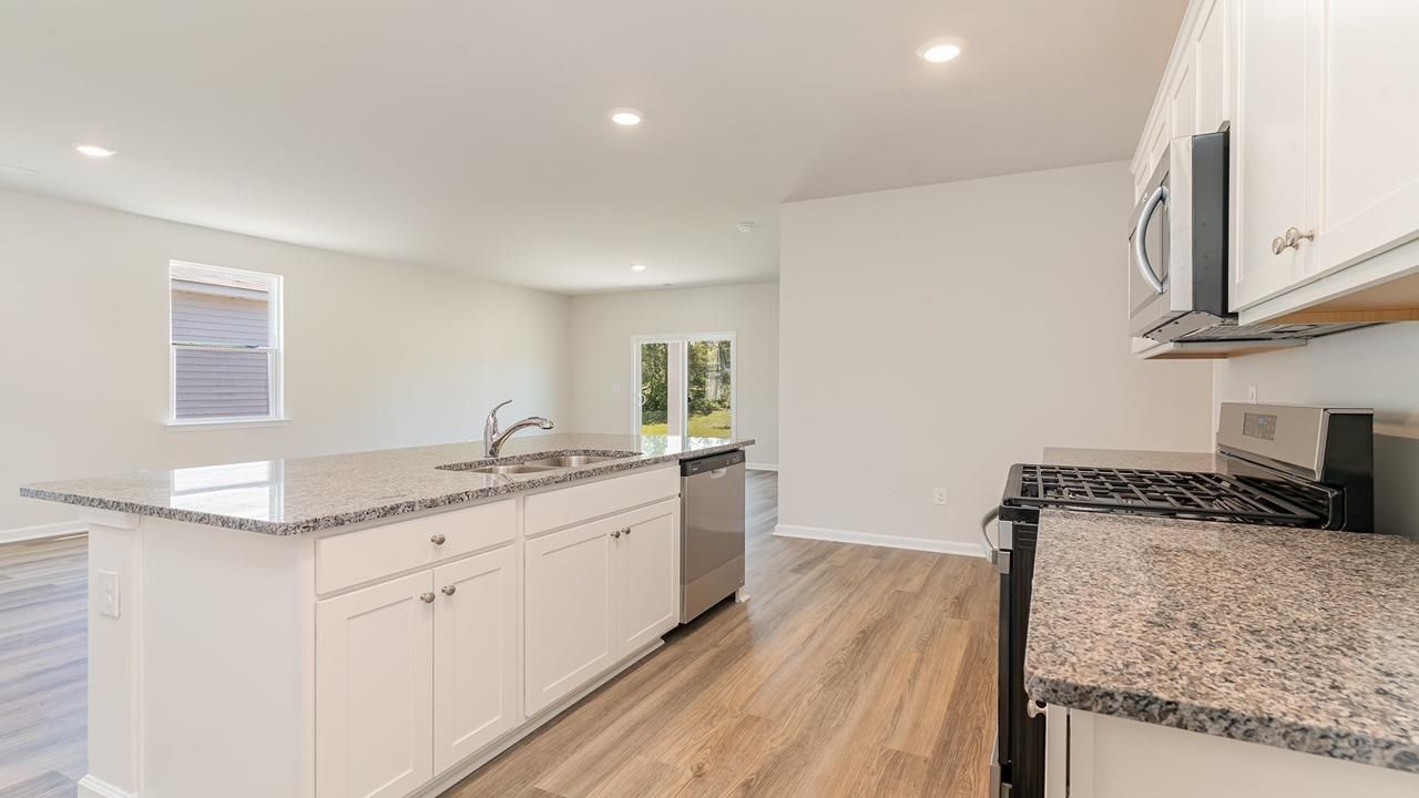 283 Long Beard Way Photo 10