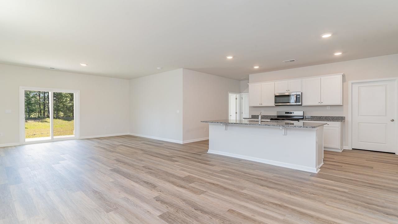 283 Long Beard Way Photo 5