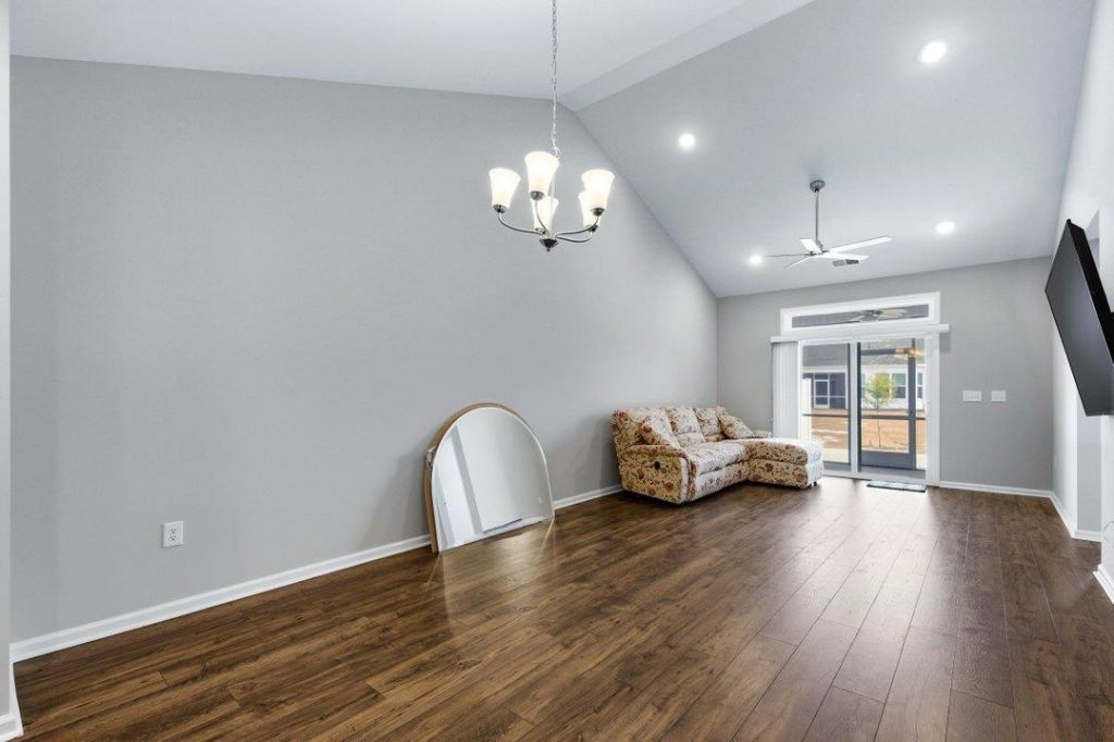 4032 Taranto Loop Photo 14