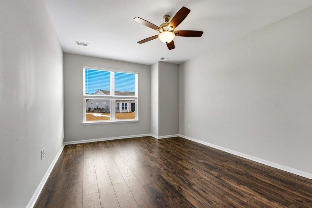 4032 Taranto Loop Photo 19