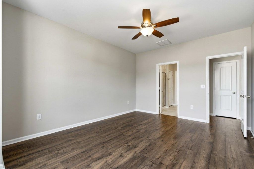 4032 Taranto Loop Photo 20