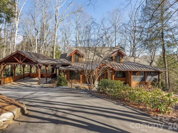 451 Crescent Trail , Highlands, NC 28741