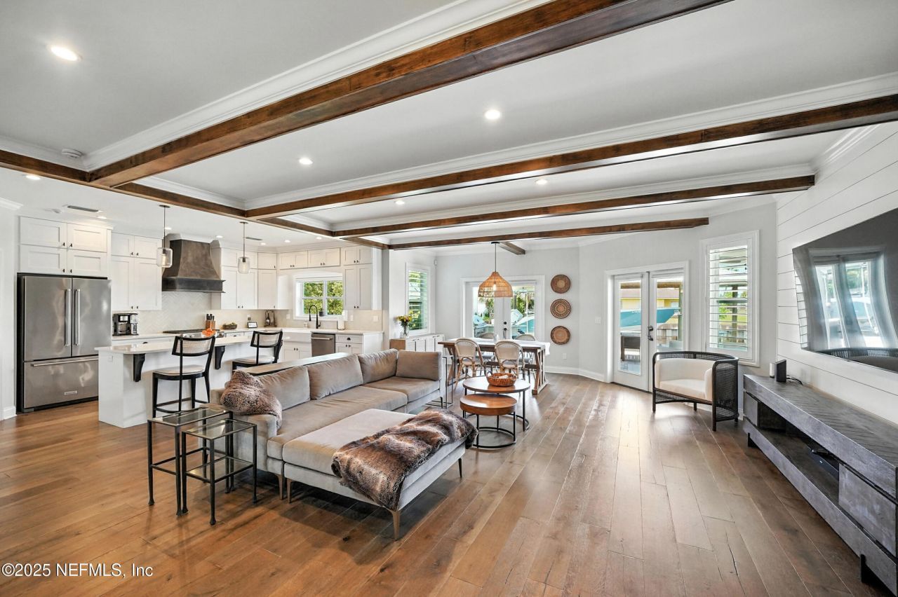 3367 Royal Palm Drive, Jacksonville, FL 32250 Photo