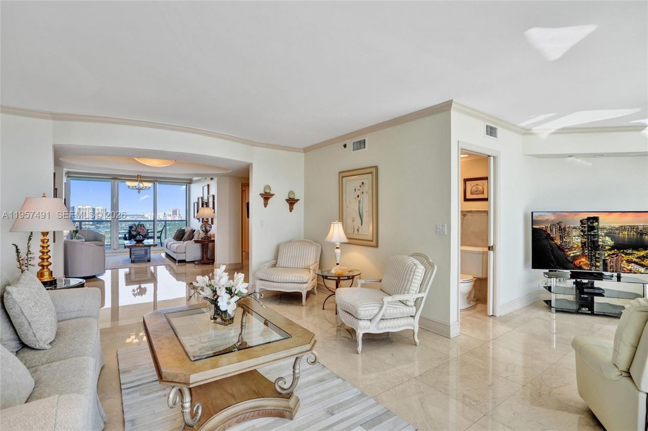 19333 Collins Ave , Unit 2502, Sunny Isles Beach, FL 33160 Photo