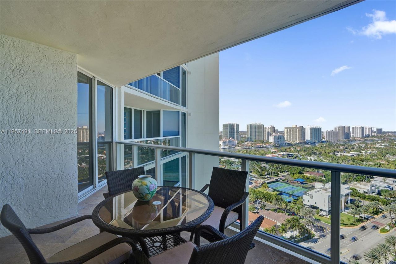19333 Collins Ave , Unit 2502, Sunny Isles Beach, FL 33160 Photo