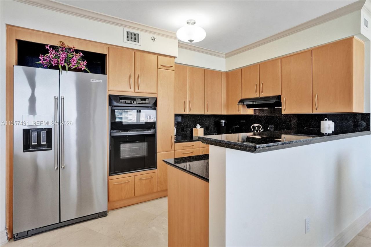 19333 Collins Ave , Unit 2502, Sunny Isles Beach, FL 33160 Photo