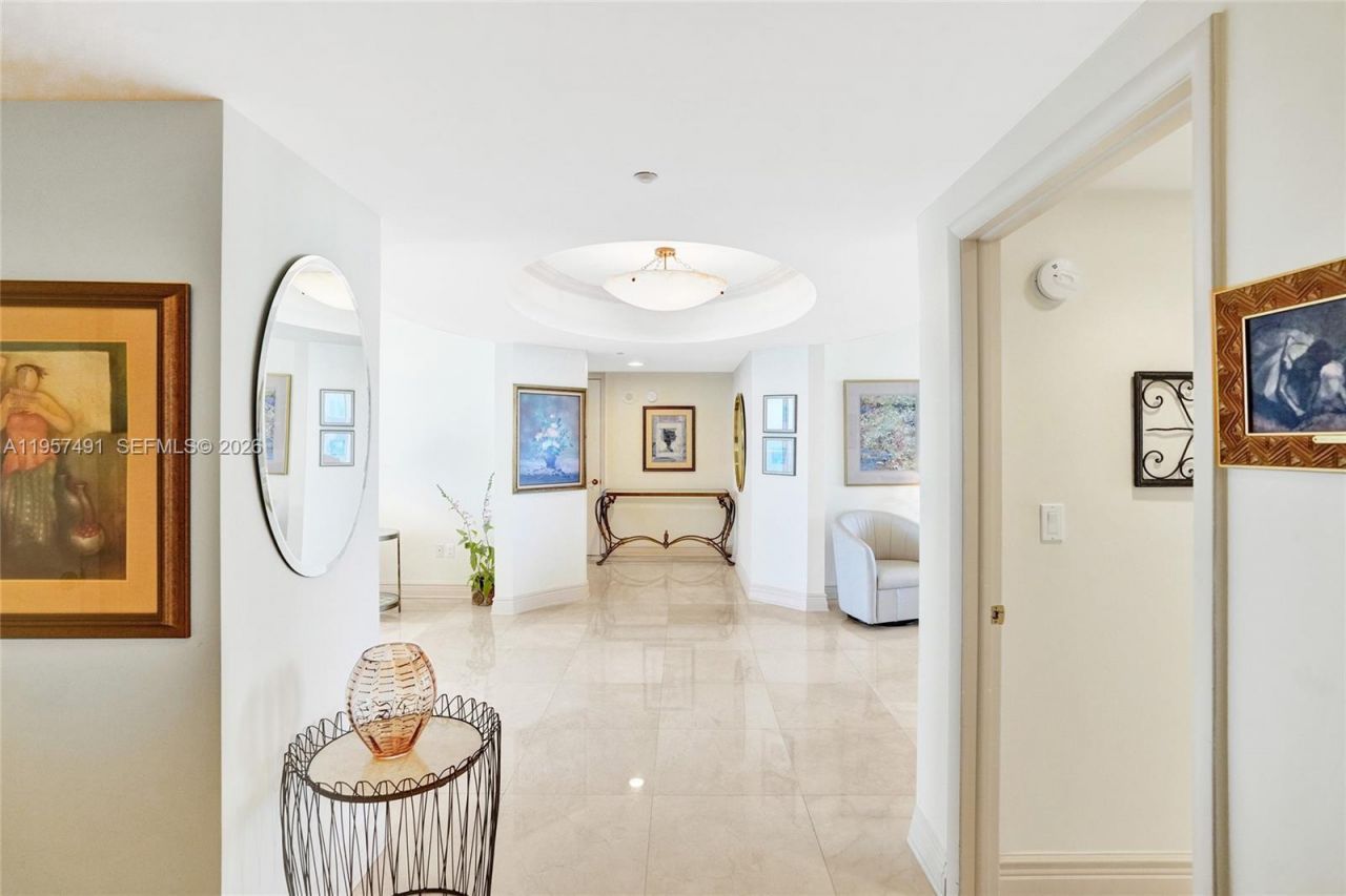 19333 Collins Ave , Unit 2502, Sunny Isles Beach, FL 33160 Photo