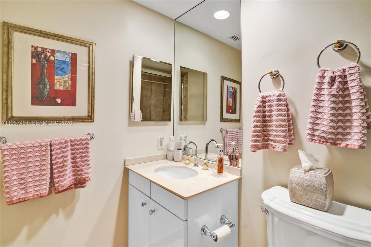 19333 Collins Ave , Unit 2502, Sunny Isles Beach, FL 33160 Photo