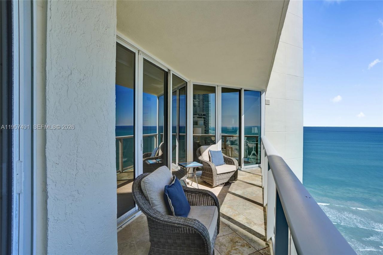 19333 Collins Ave , Unit 2502, Sunny Isles Beach, FL 33160 Photo