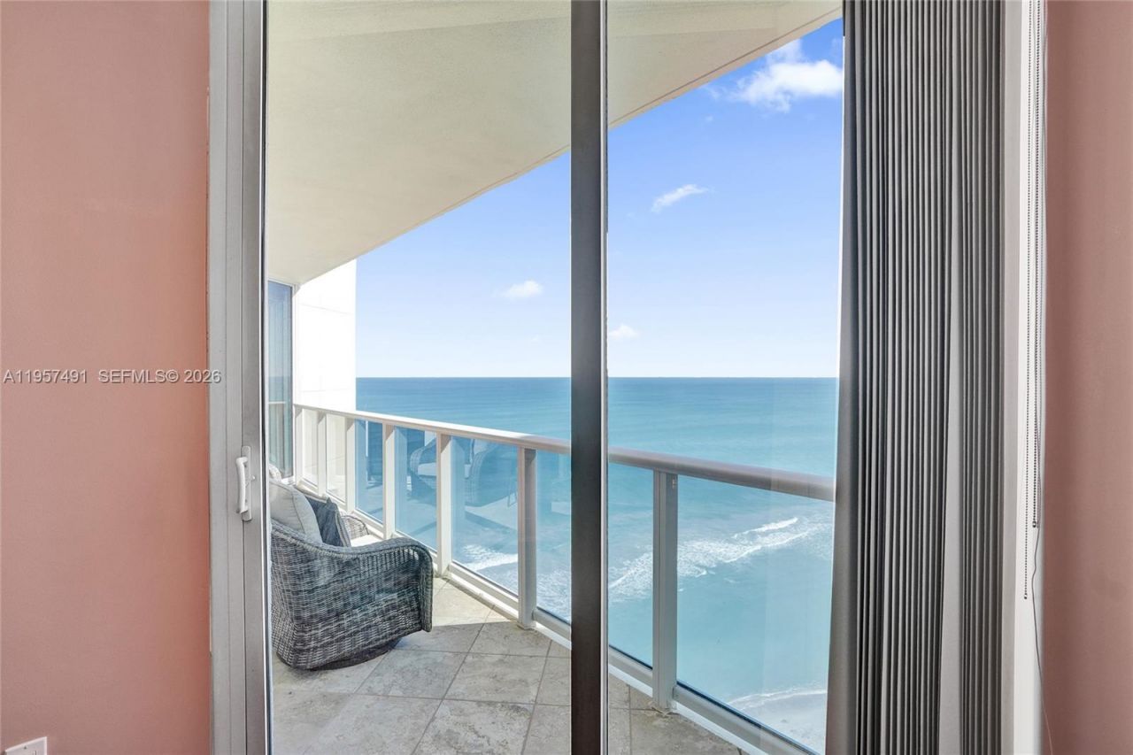 19333 Collins Ave , Unit 2502, Sunny Isles Beach, FL 33160 Photo
