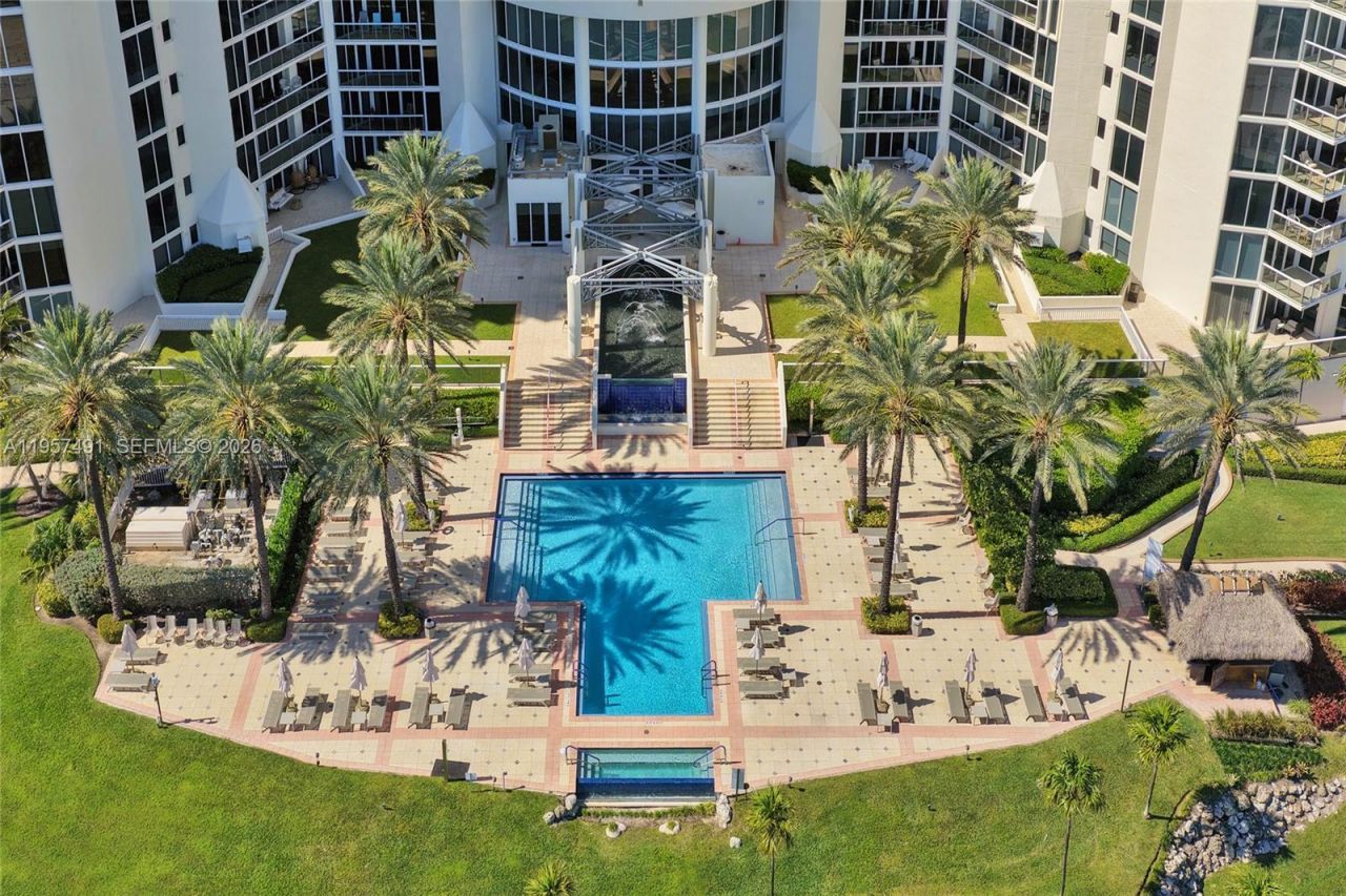 19333 Collins Ave , Unit 2502, Sunny Isles Beach, FL 33160 Photo