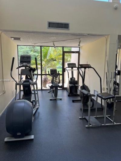 2226 N Cypress Bend Dr , Unit 210, Pompano Beach, FL 33069 Photo