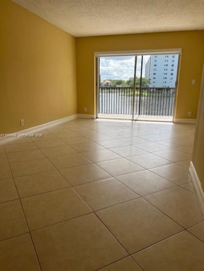2226 N Cypress Bend Dr , Unit 210, Pompano Beach, FL 33069 Photo