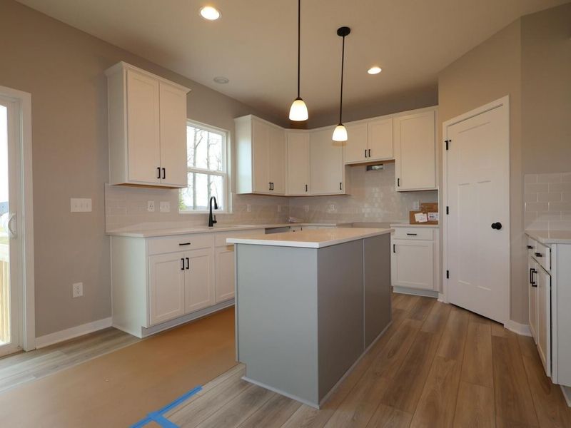 3682 Eagles Landing Drive, Powell, OH 43065 Photo 8