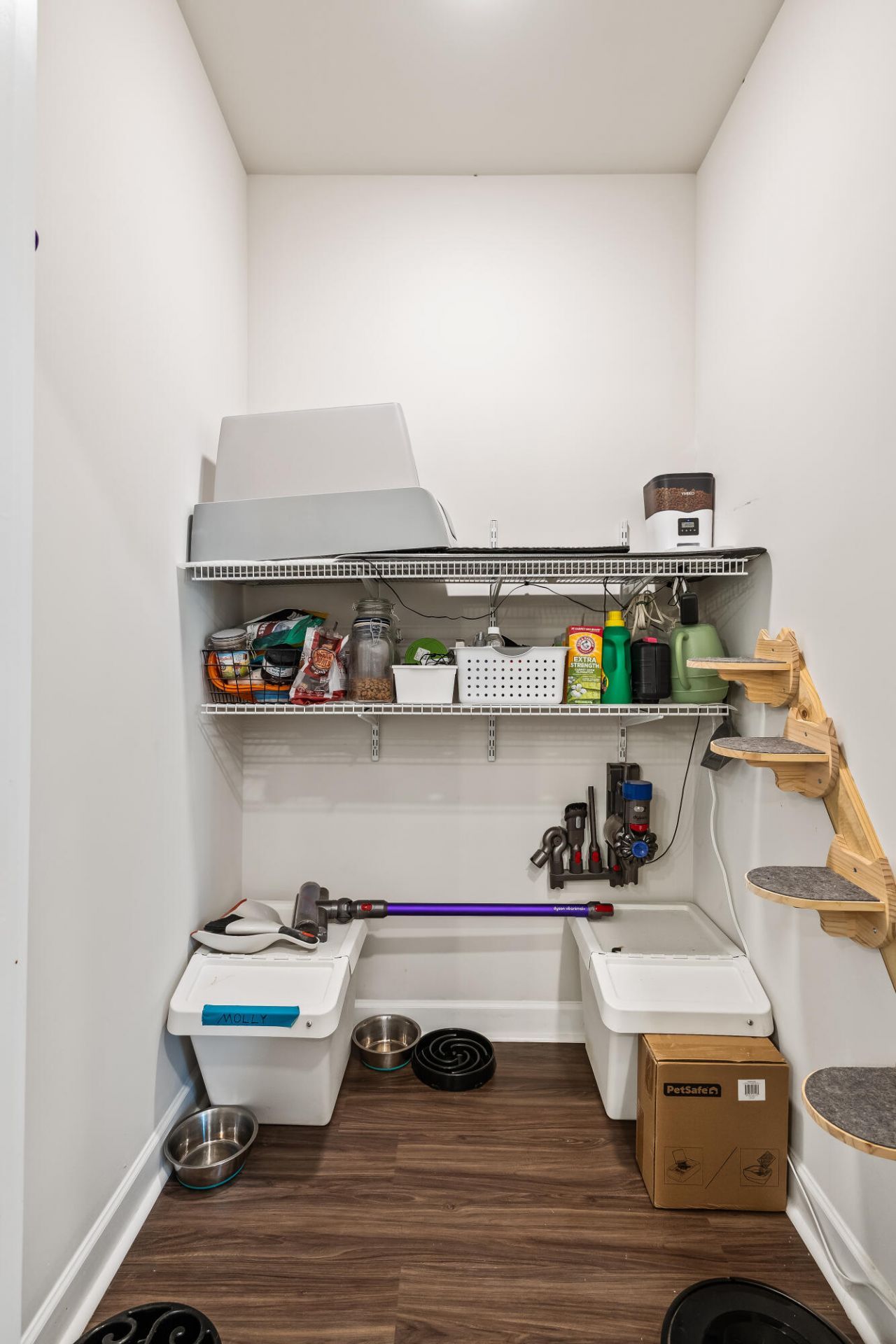 213 Winding River Drive Photo 15