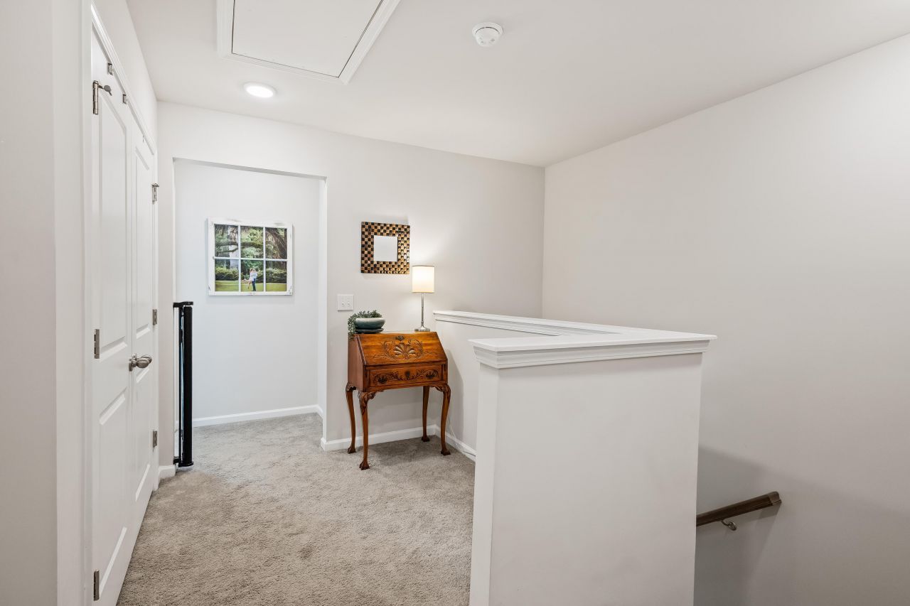 213 Winding River Drive Photo 19