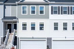 213 Winding River Drive photo 4