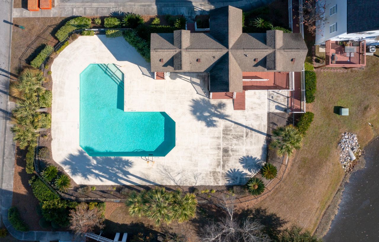 213 Winding River Drive Photo 38