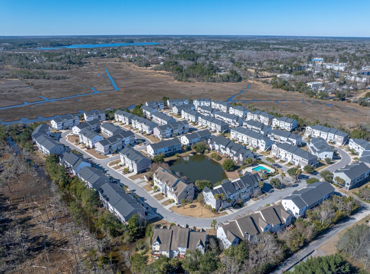 213 Winding River Drive Photo 41