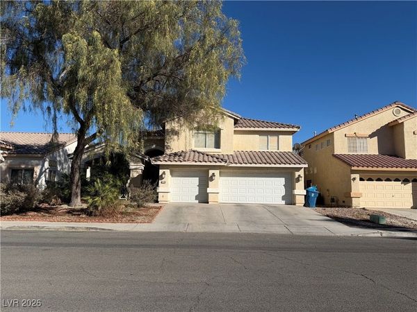 3746 White Carnation Street, Las Vegas, NV 89147