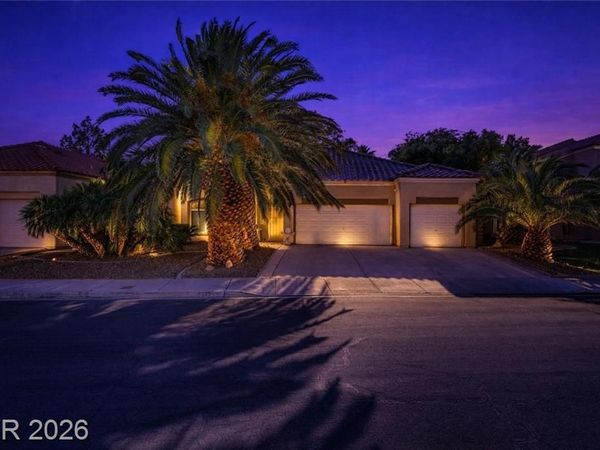 5305 Bright Sun Court, Las Vegas, NV 89130