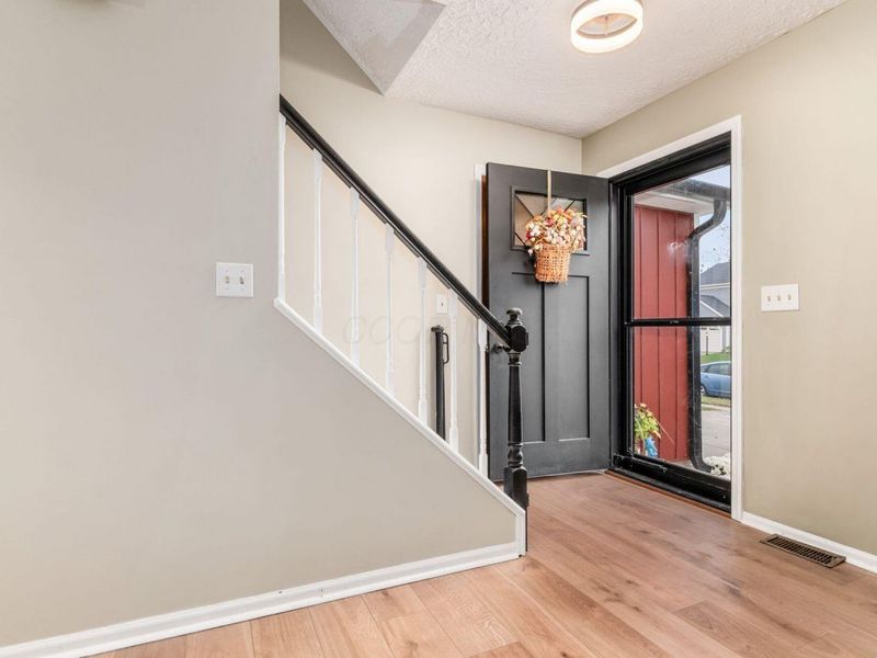 5570 Oldwynne Road, Hilliard, OH 43026 Photo 4