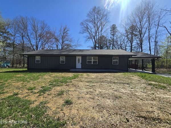 1941 W 3rd Ave, Oneida, TN 37841
