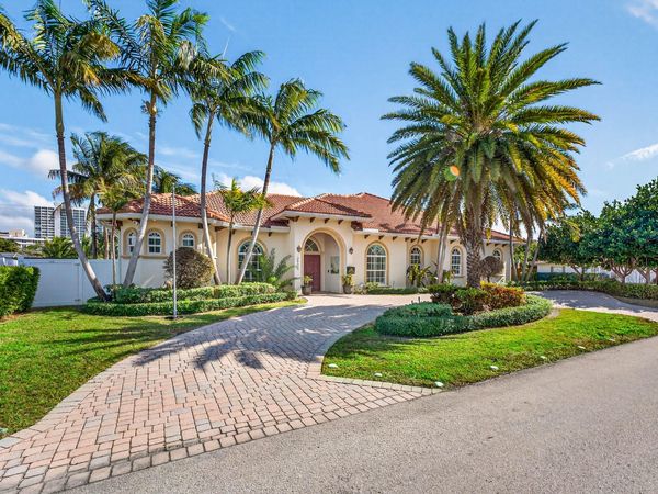 2920 Spanish River Road, Boca Raton, FL 33432