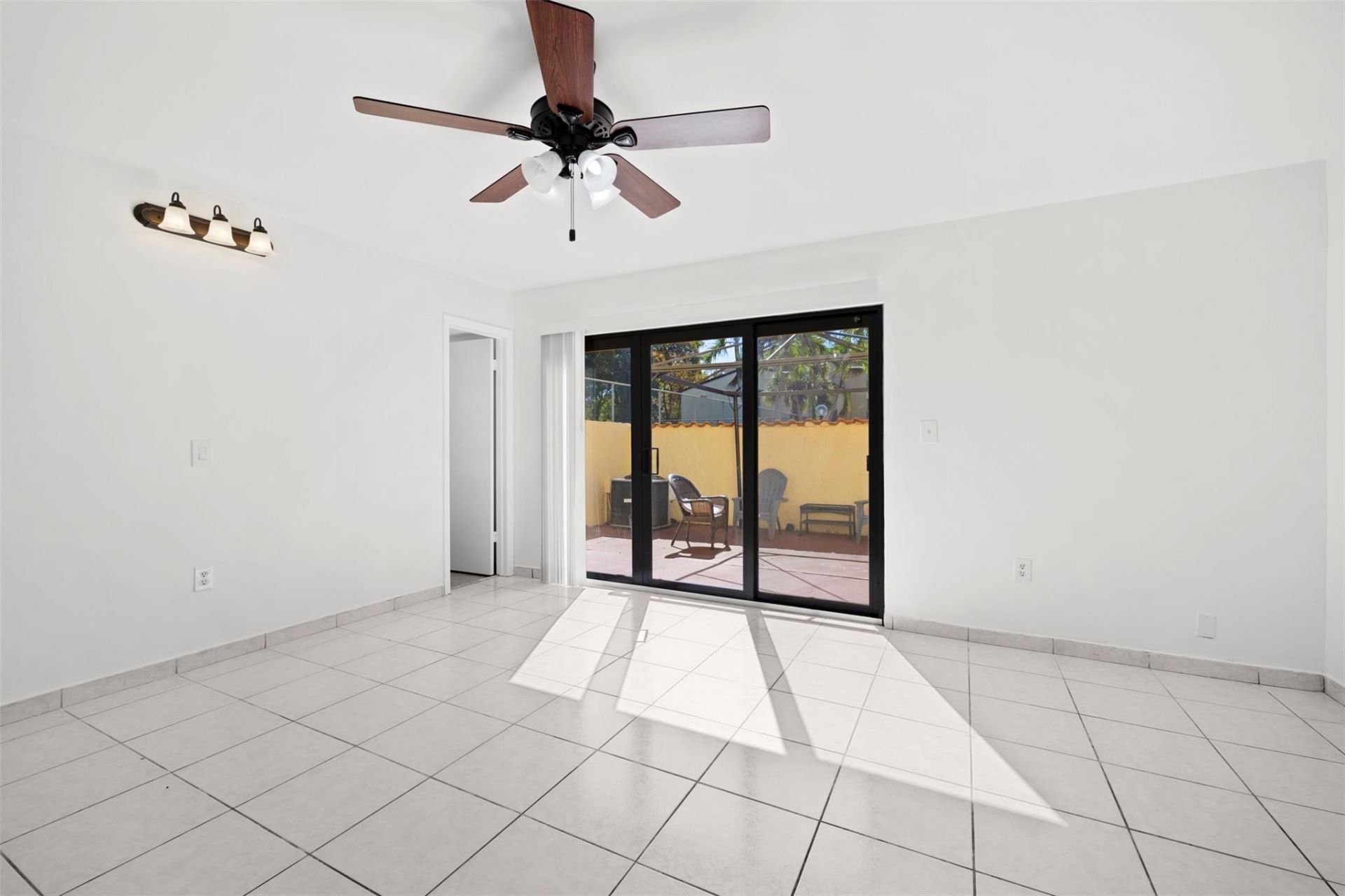 7734 Balboa Street, Unit 7734, Sunrise, FL 33351 Photo