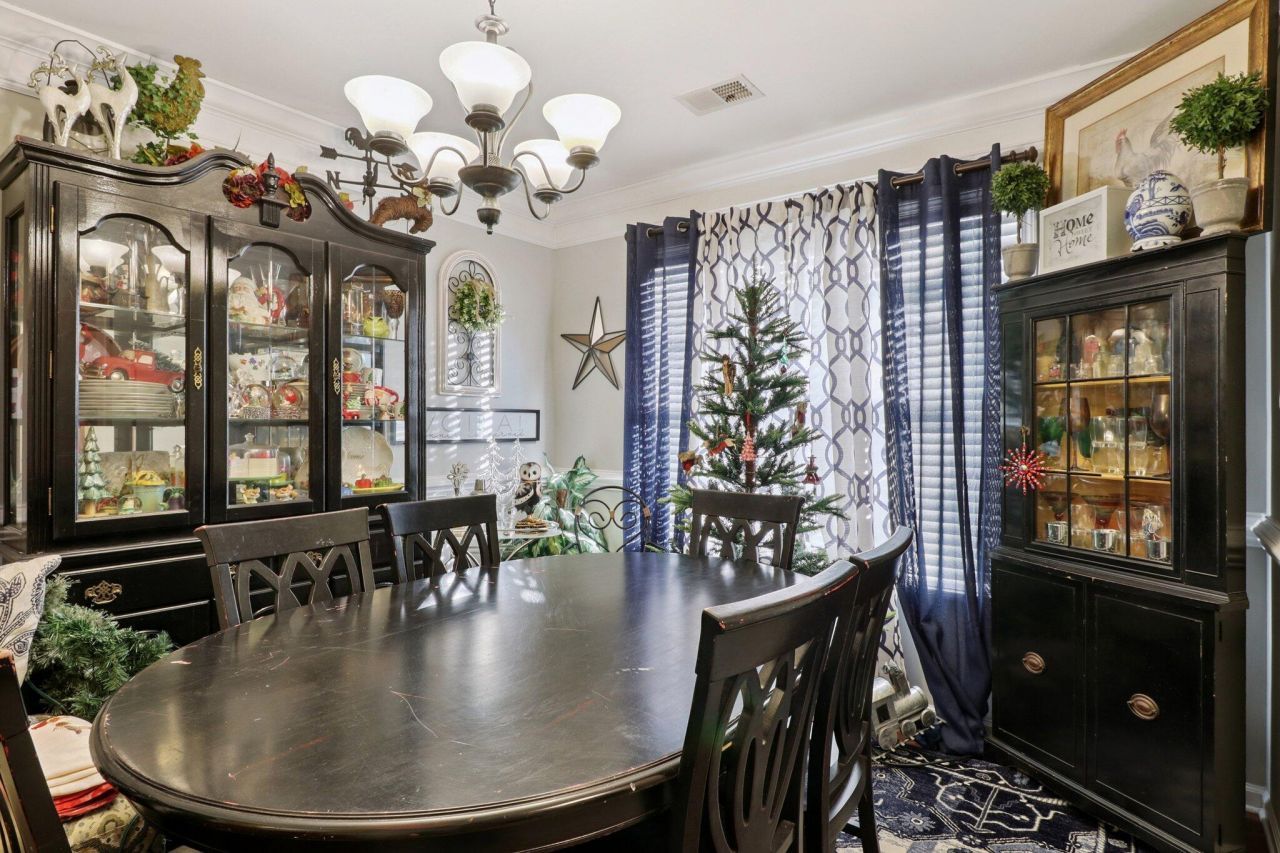 144 Crossings Boulevard Photo 11