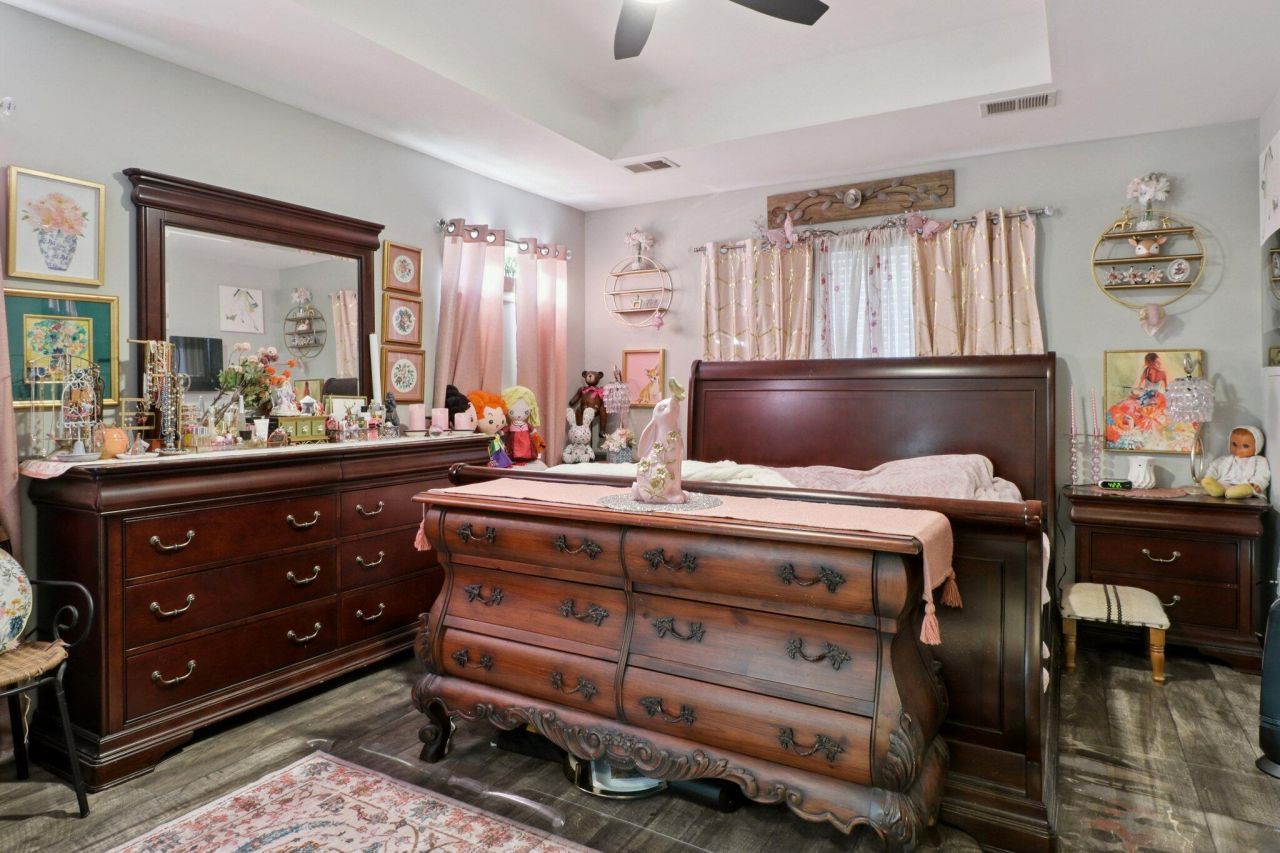 144 Crossings Boulevard Photo 13