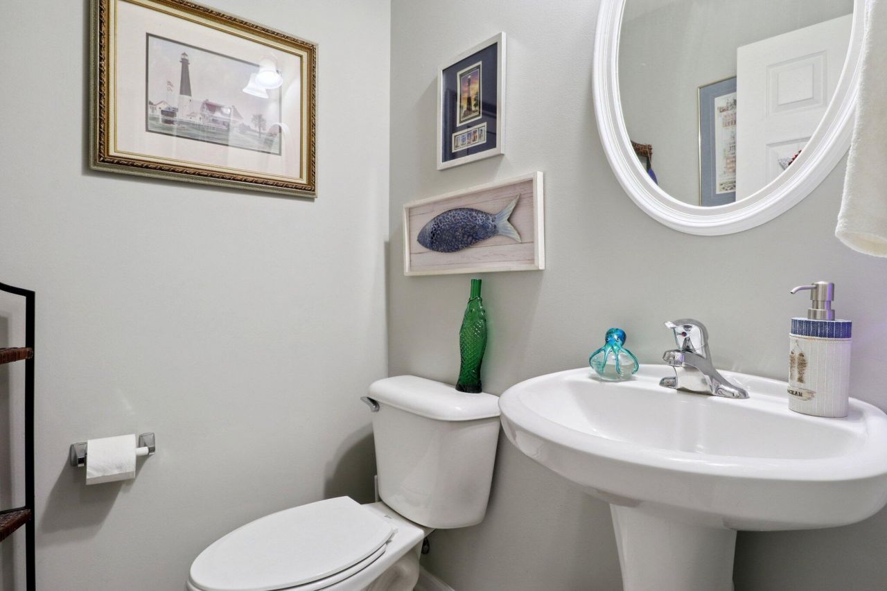 144 Crossings Boulevard Photo 20