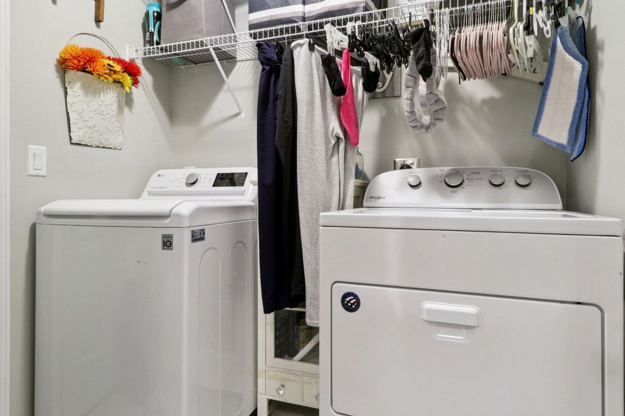 144 Crossings Boulevard Photo 22