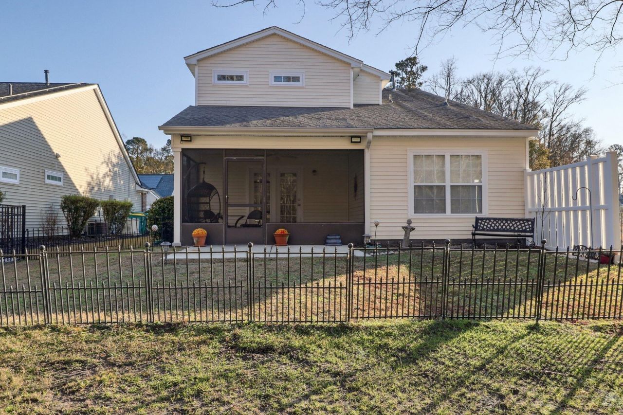 144 Crossings Boulevard Photo 25