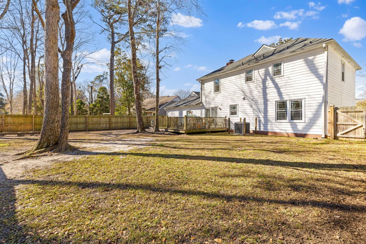 218 Hamlet Road Photo 36