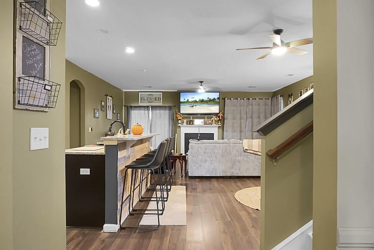 121 Triple Crown Road Photo 12