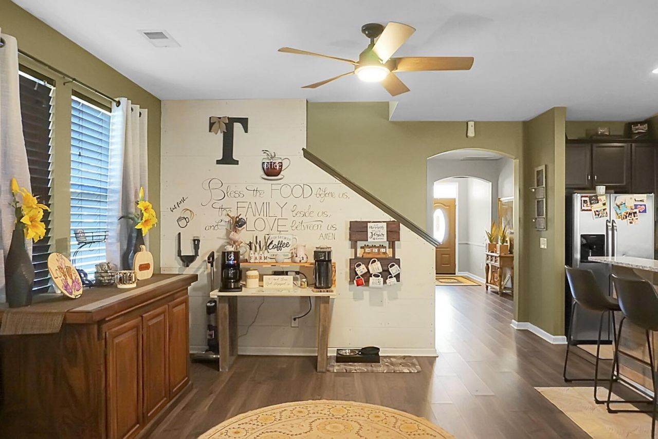 121 Triple Crown Road Photo 15