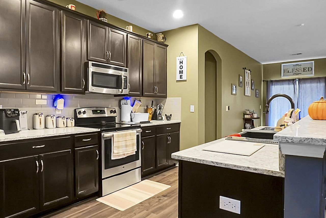 121 Triple Crown Road Photo 19