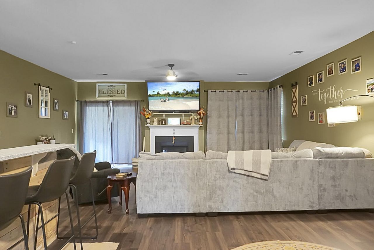 121 Triple Crown Road Photo 21