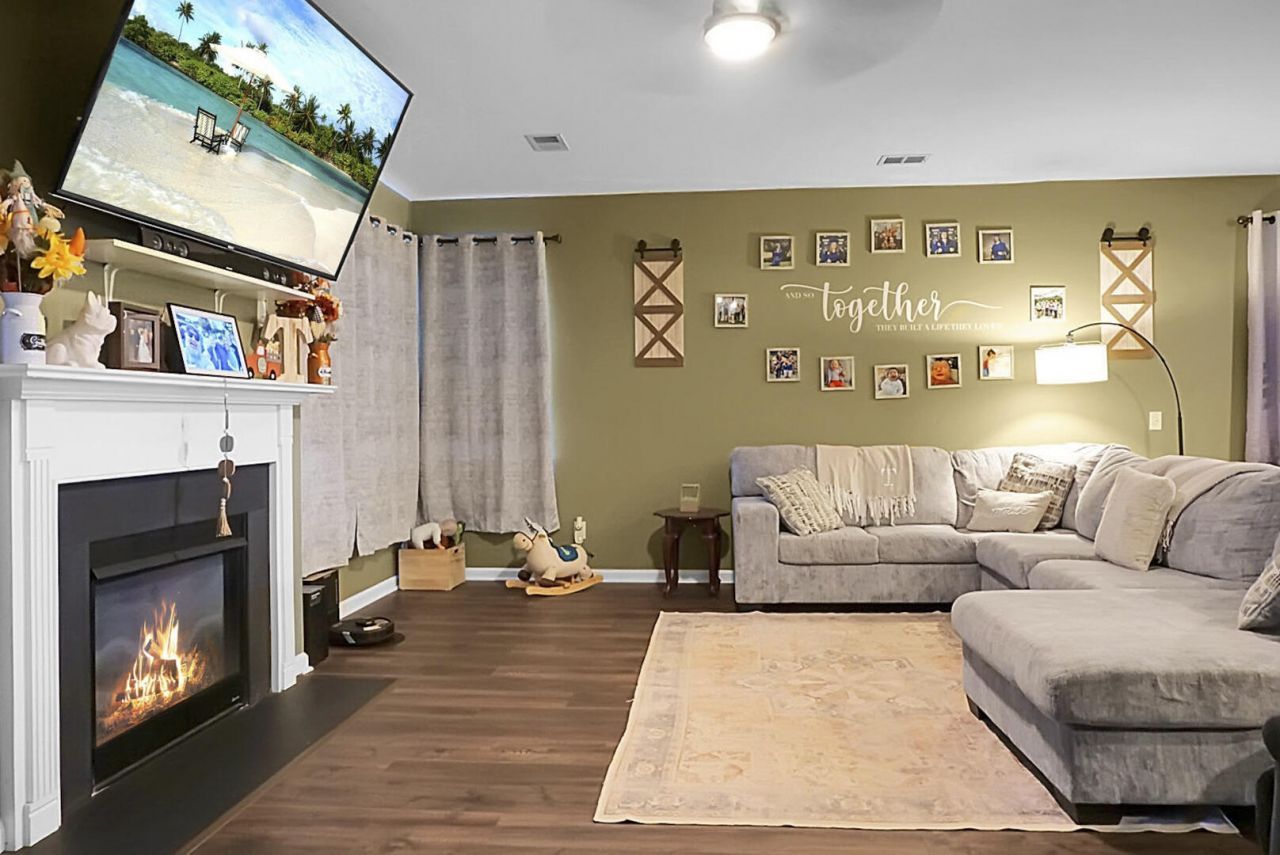 121 Triple Crown Road Photo 22