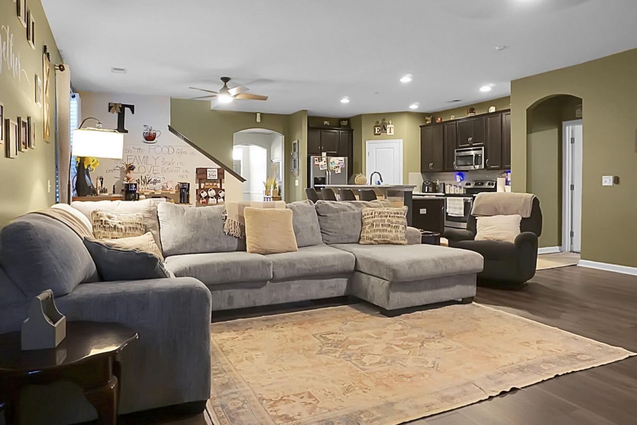 121 Triple Crown Road Photo 24