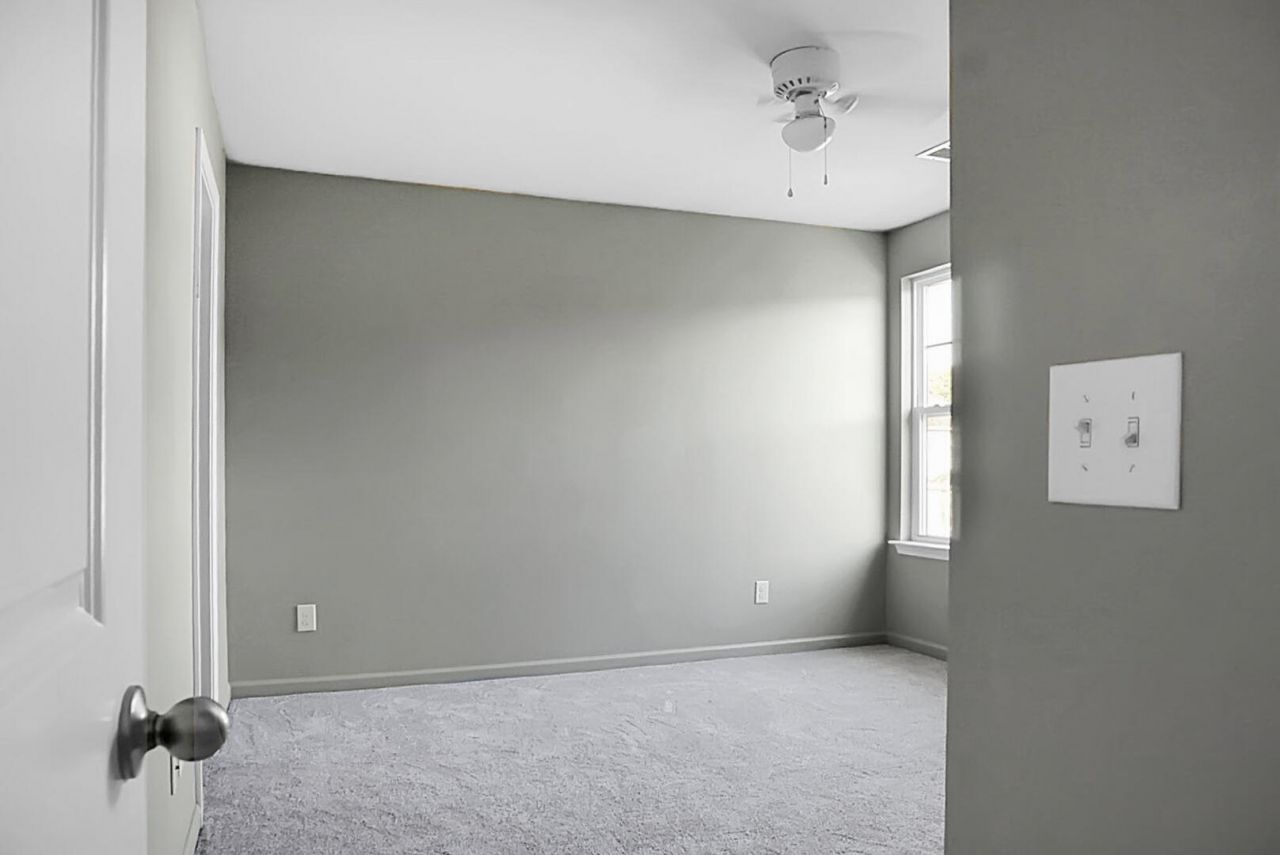 121 Triple Crown Road Photo 35