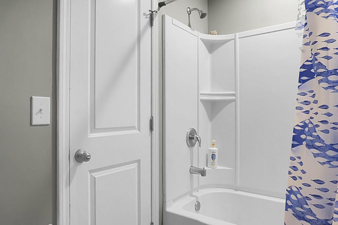 121 Triple Crown Road Photo 38