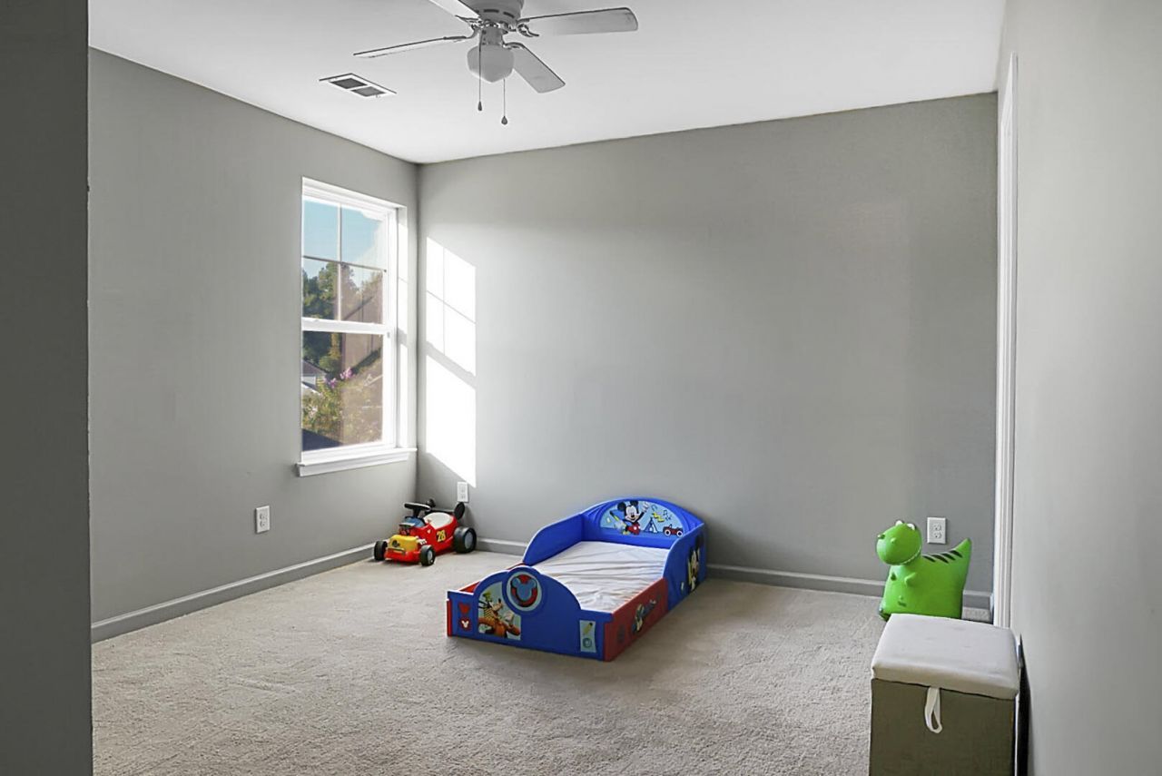 121 Triple Crown Road Photo 40