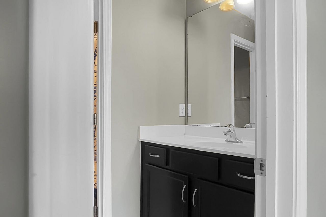 121 Triple Crown Road Photo 42