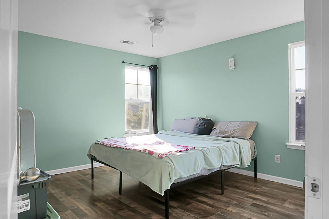 121 Triple Crown Road Photo 43